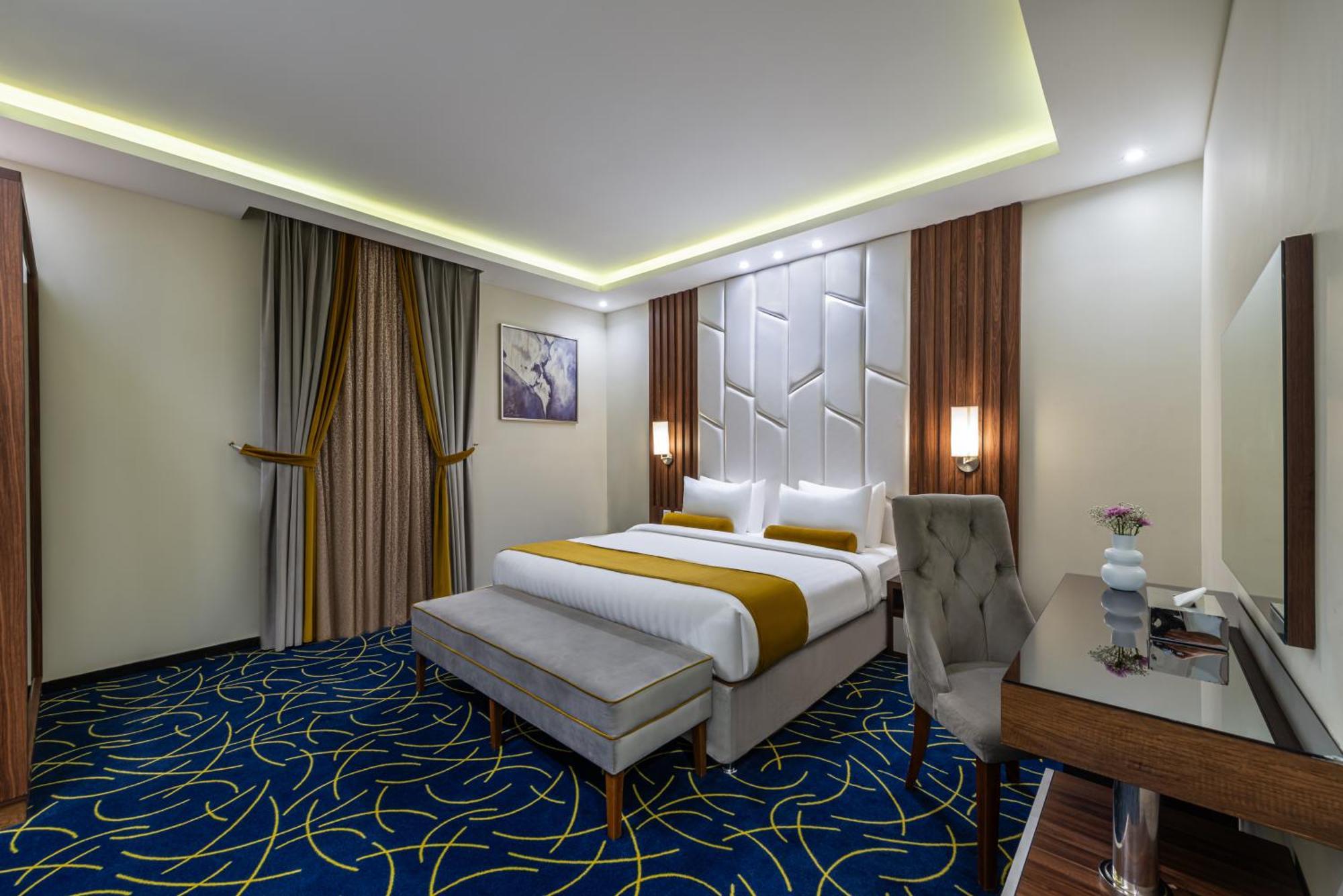 The Palace Hotel Suites Хаміс-Мушайт Екстер'єр фото