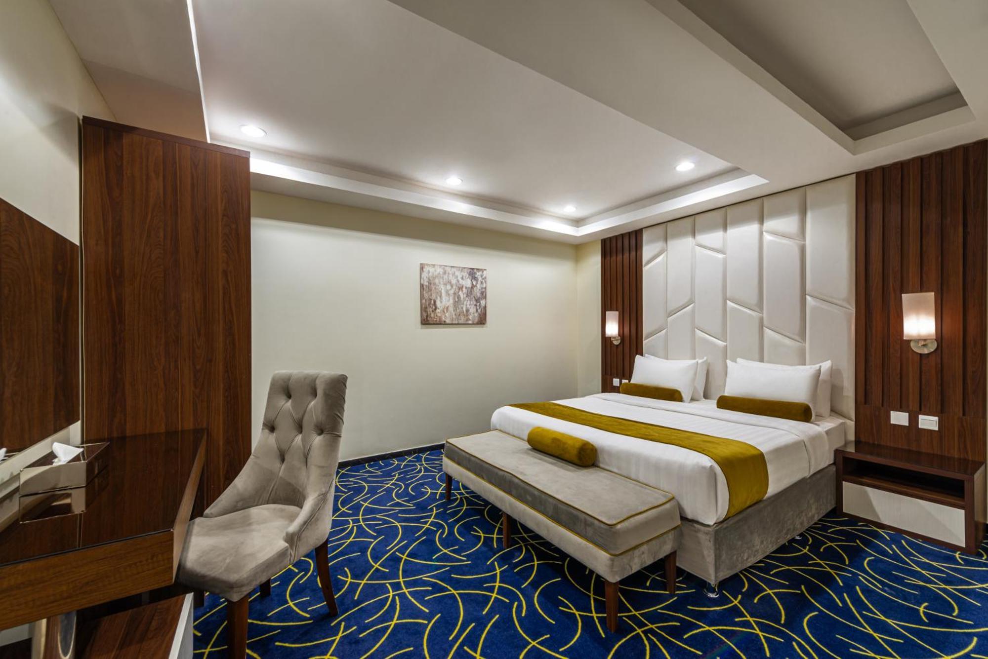 The Palace Hotel Suites Хаміс-Мушайт Екстер'єр фото