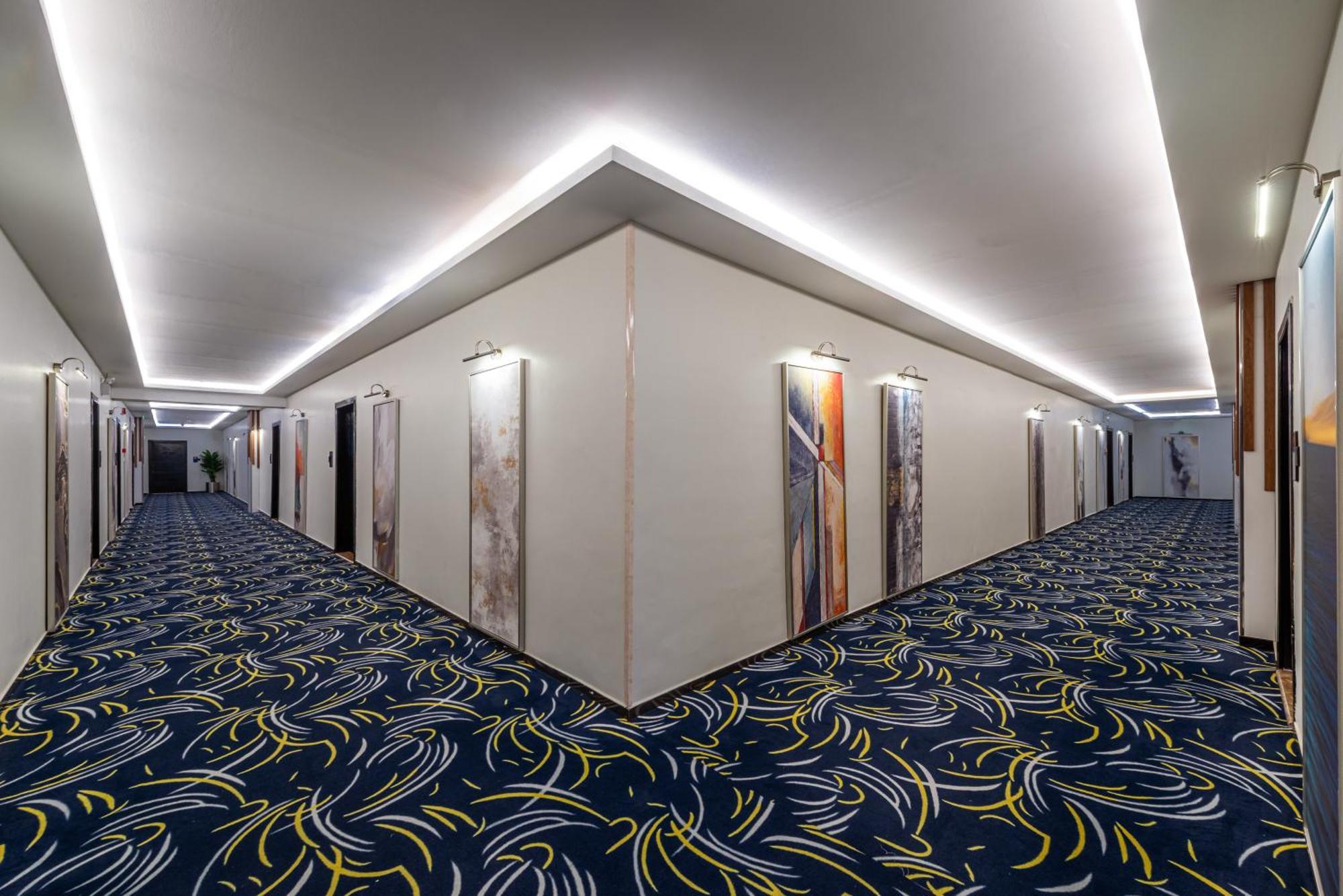 The Palace Hotel Suites Хаміс-Мушайт Екстер'єр фото