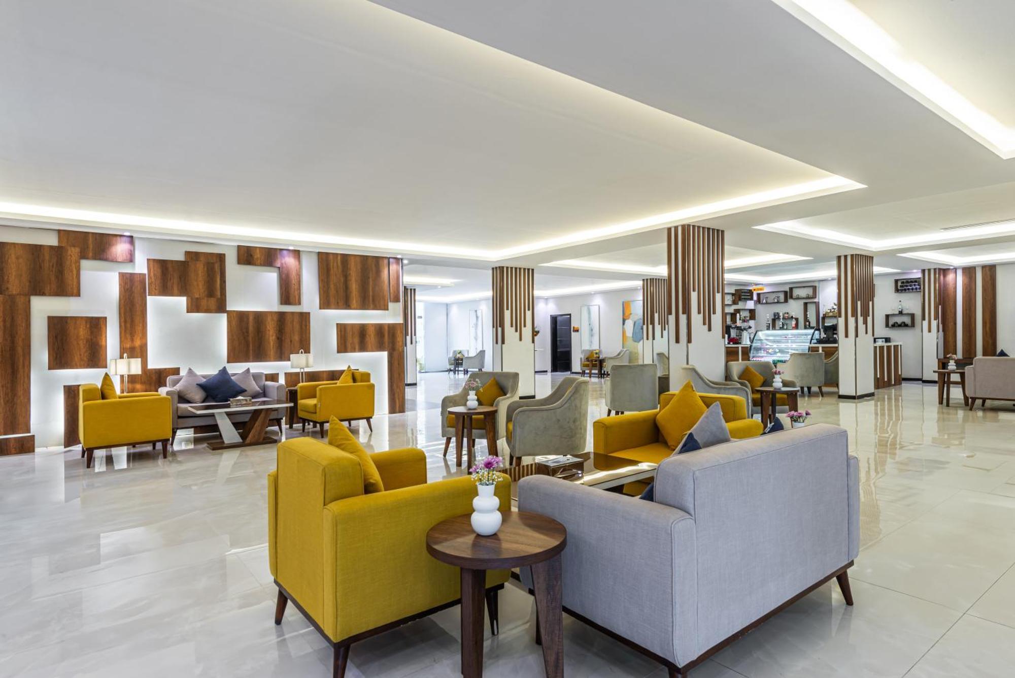 The Palace Hotel Suites Хаміс-Мушайт Екстер'єр фото